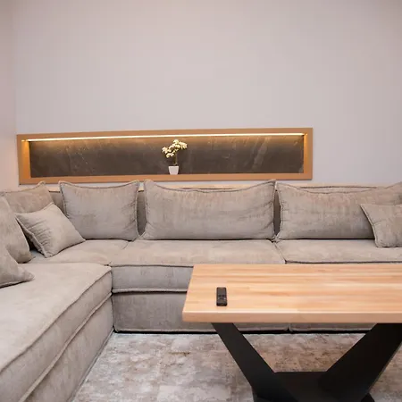 Apartment Tani
